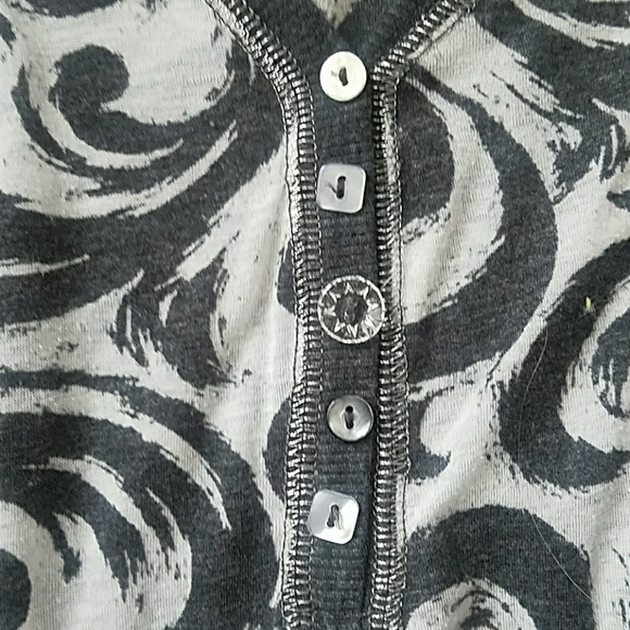 Sheer BKE Long Sleeved Top - Picture 2 of 4